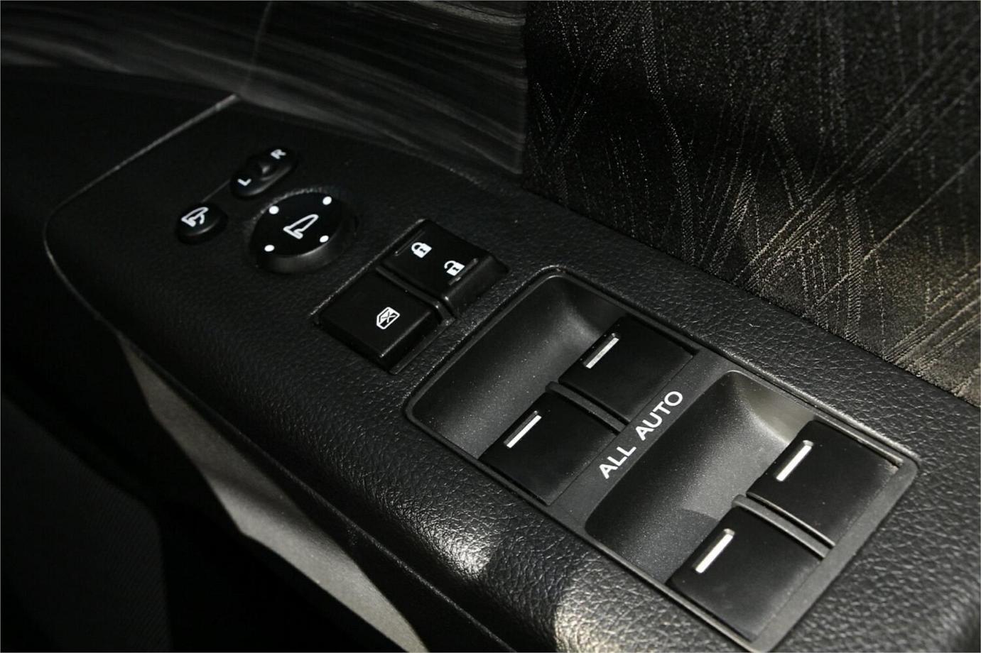 2017 Honda Odyssey Absolute-sensing (hybrid)-13