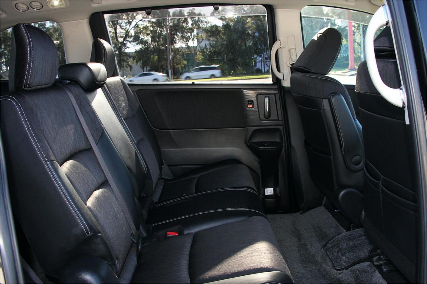 2017 Honda Odyssey Absolute-sensing (hybrid)-26