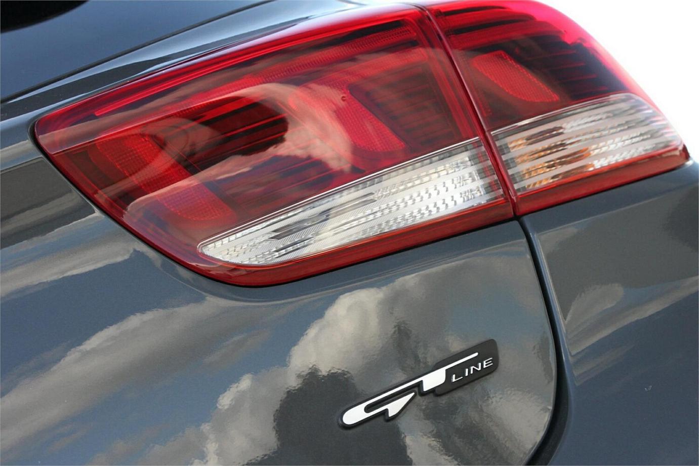 2021 Kia Rio Gt-line-17