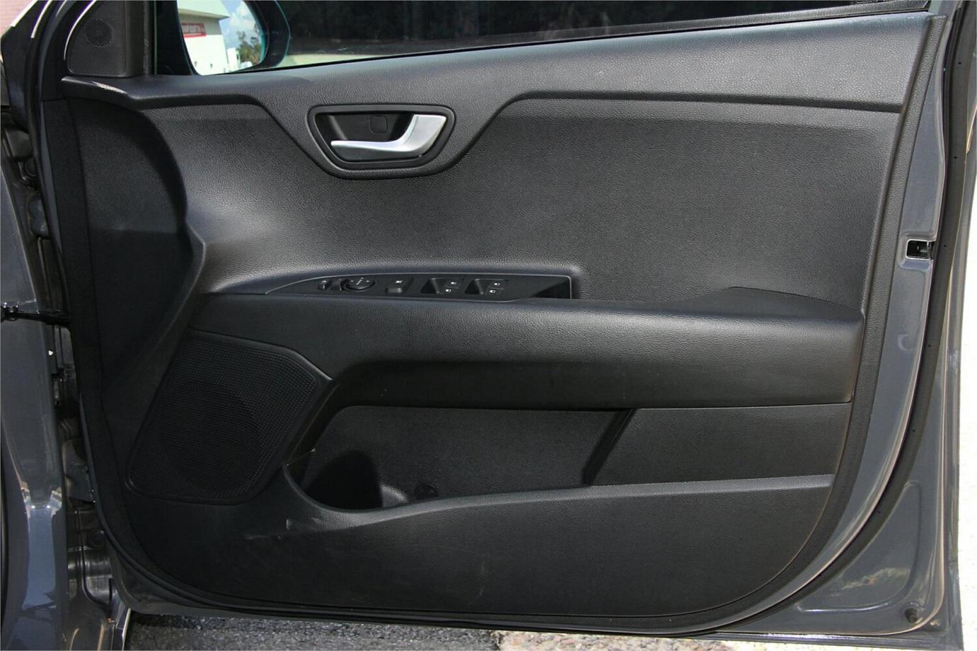 2021 Kia Rio Gt-line-21