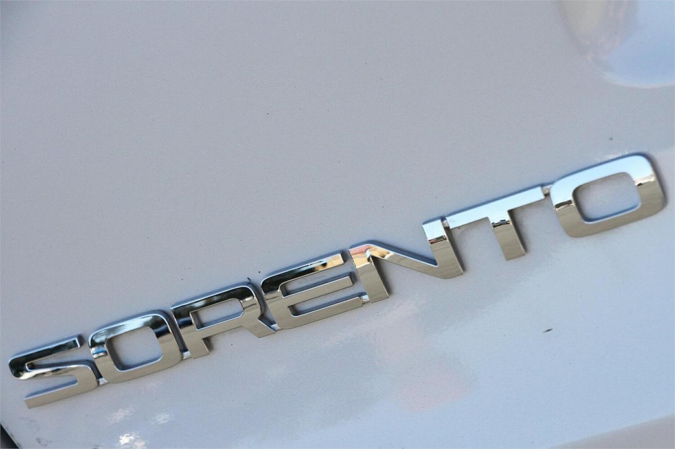 2017 Kia Sorento Sport-18