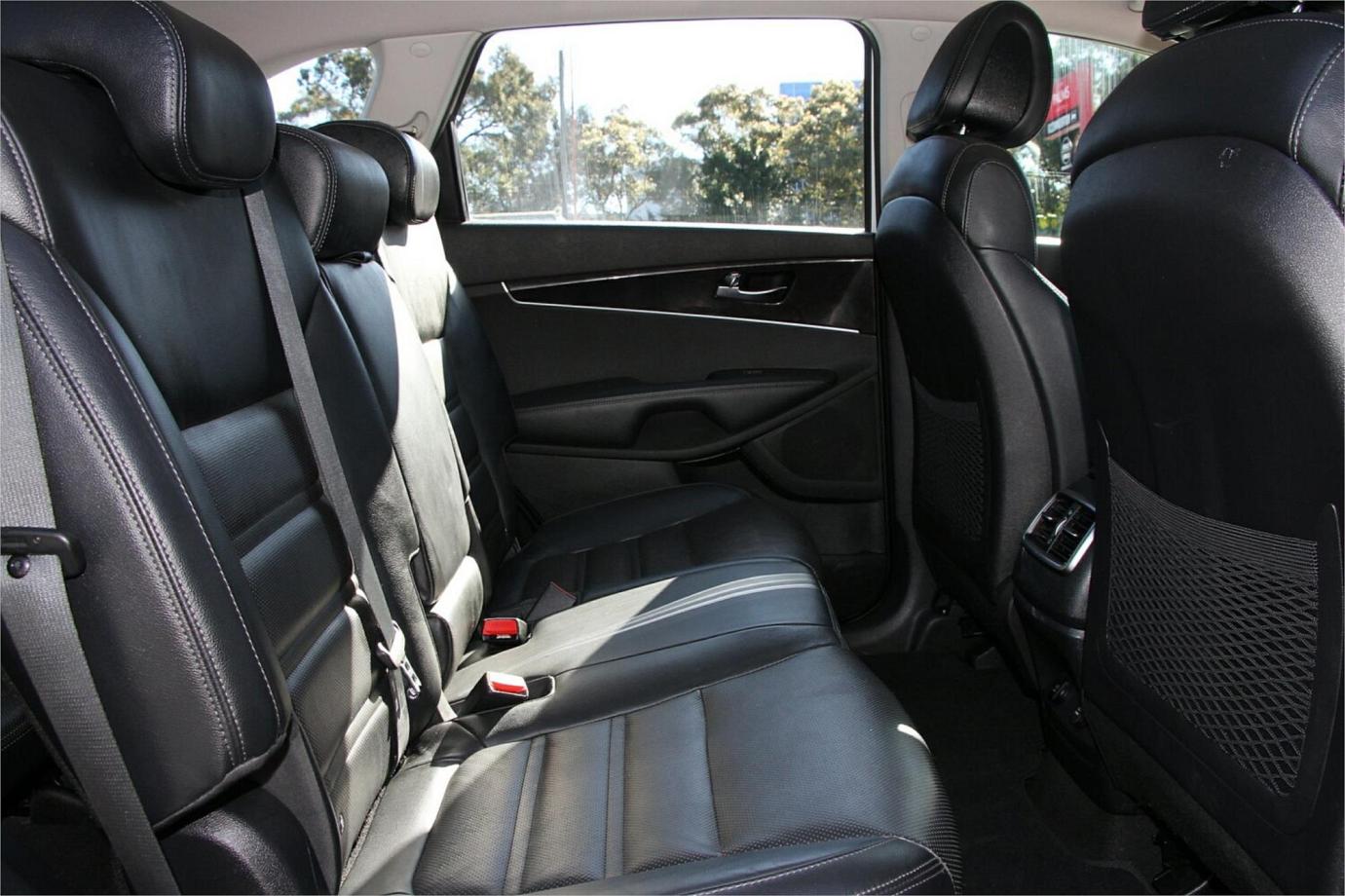 2017 Kia Sorento Sport-24