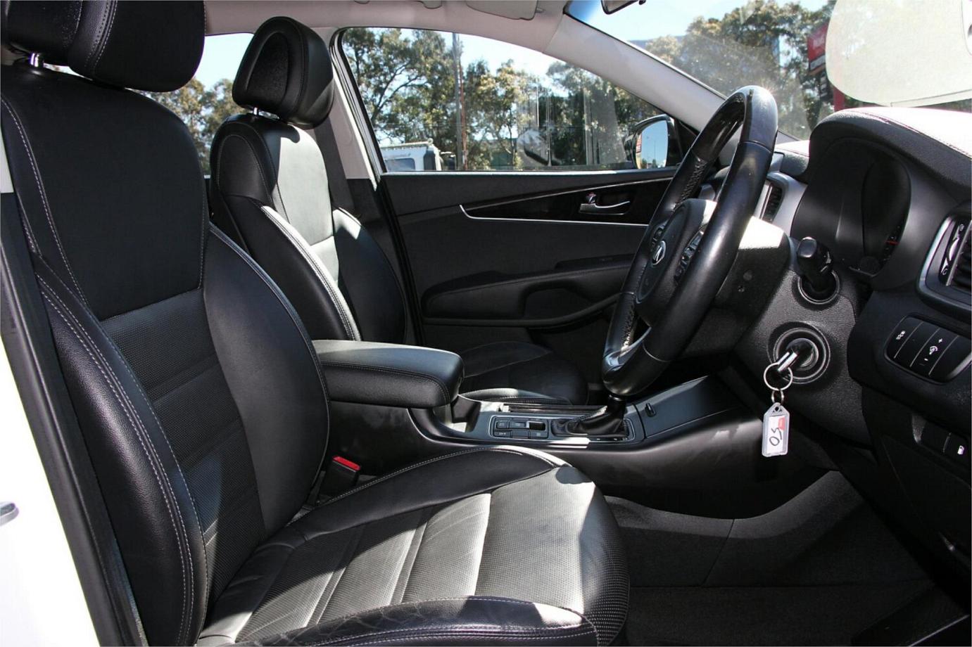 2017 Kia Sorento Sport-25