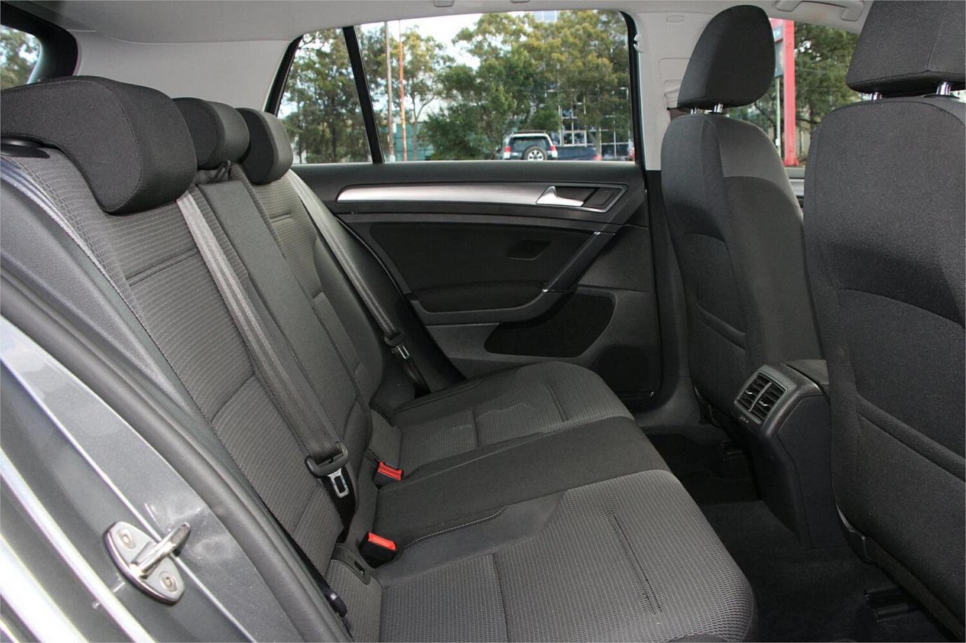 2020 Volkswagen Golf 110tsi Comfortline-24