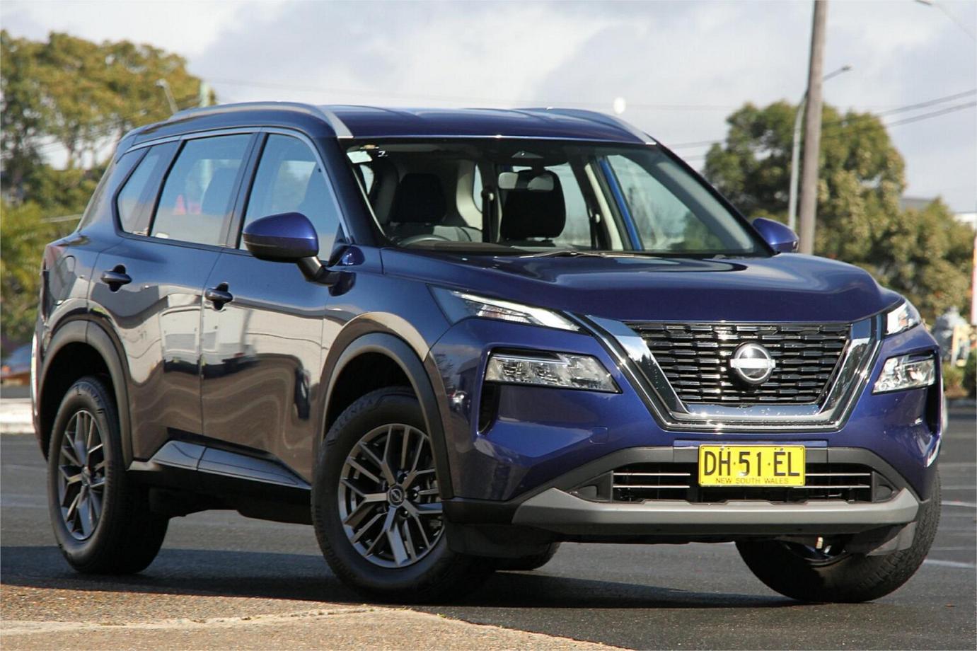 2023 Nissan X-trail St