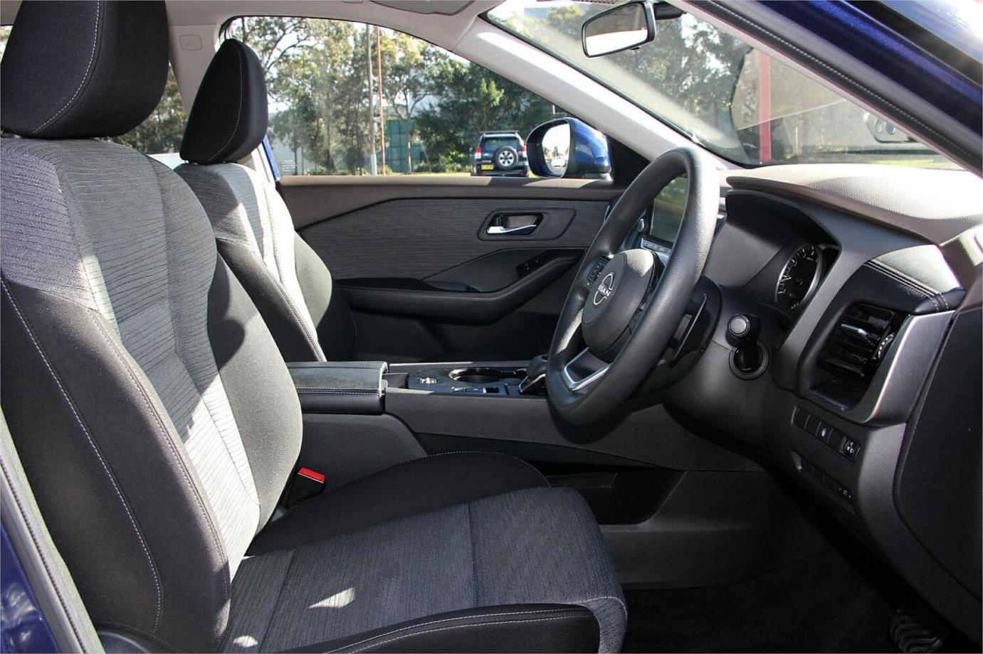 2023 Nissan X-trail St-25