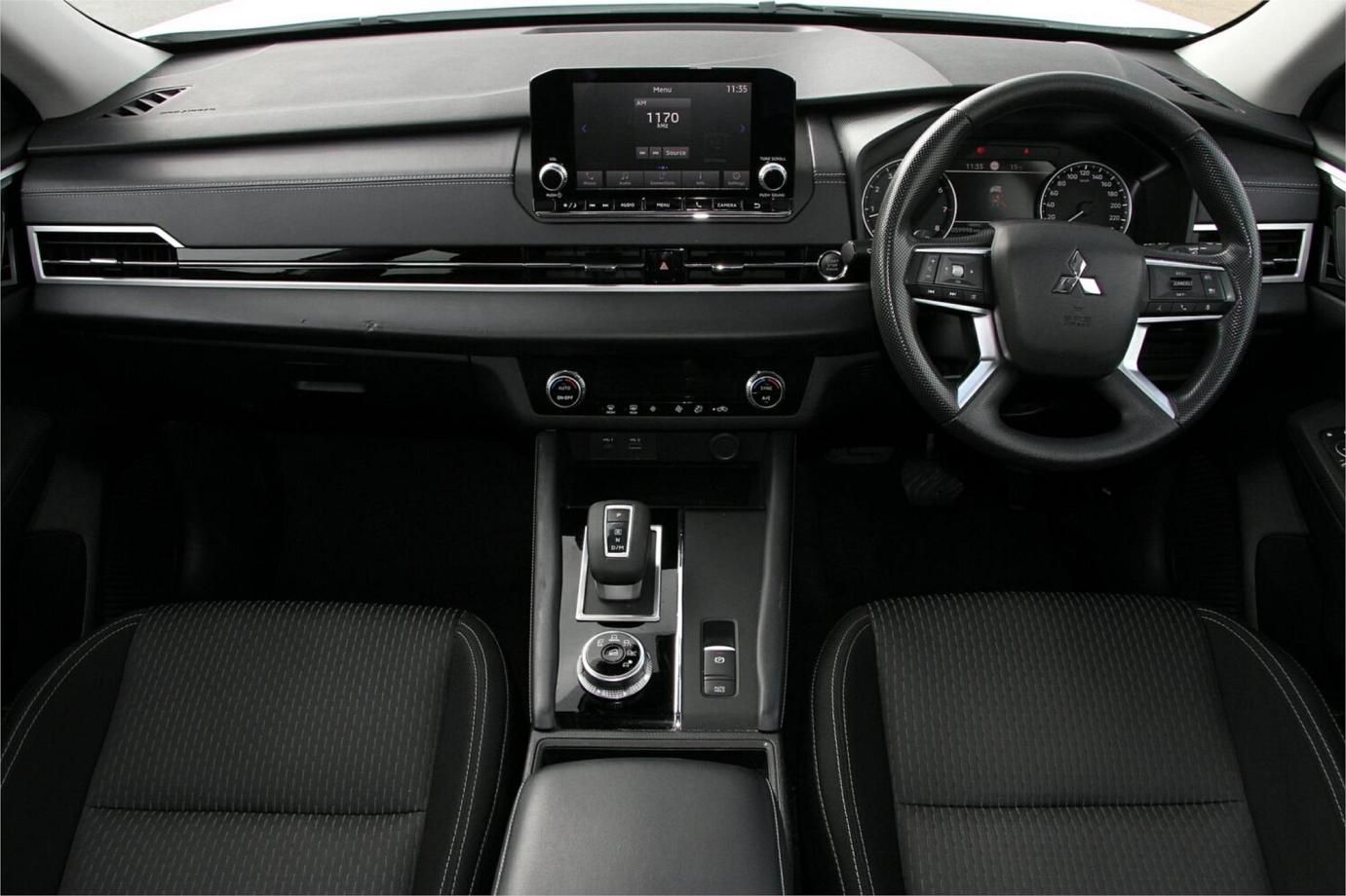 2023 Mitsubishi Outlander Es-22