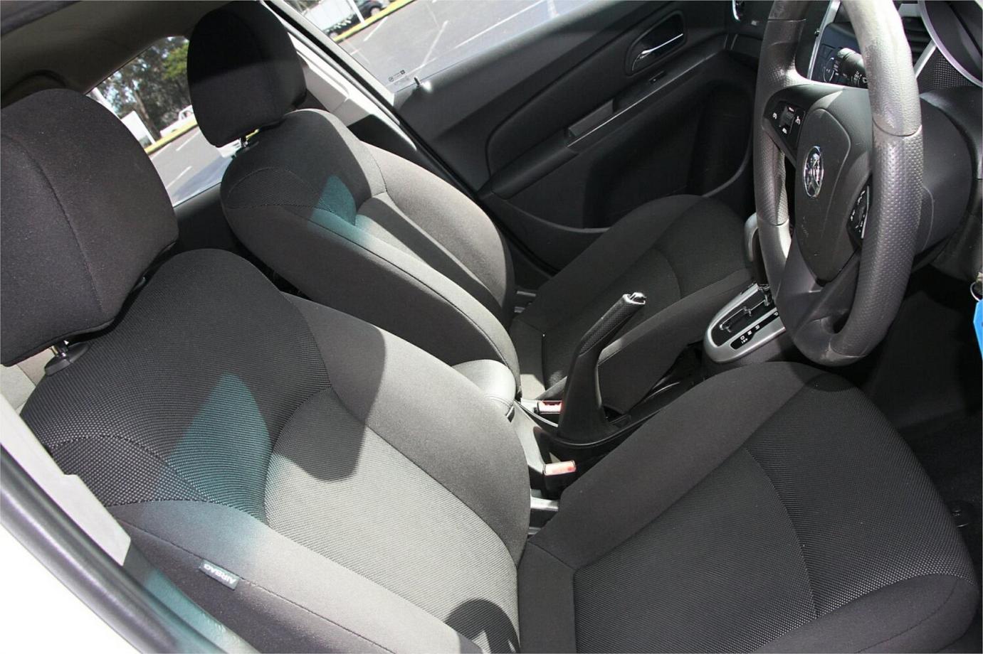 2016 Holden Cruze Equipe-2