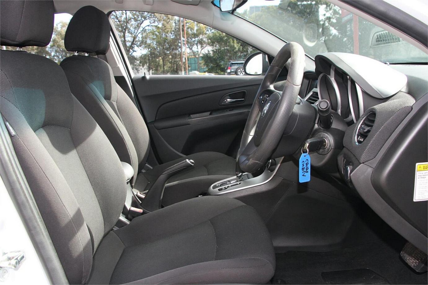 2016 Holden Cruze Equipe-24