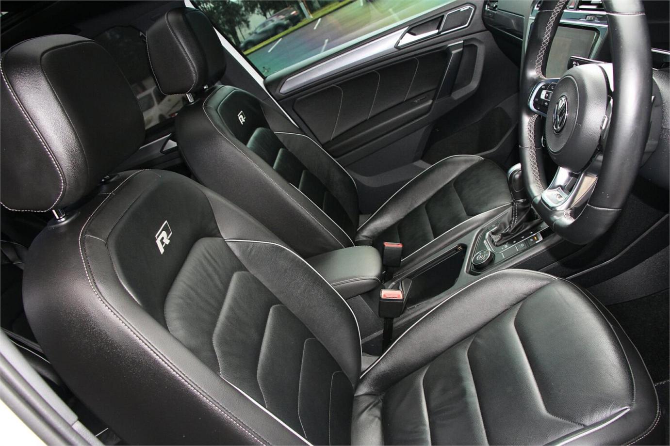 2018 Volkswagen Tiguan Wolfsburg Edition-25