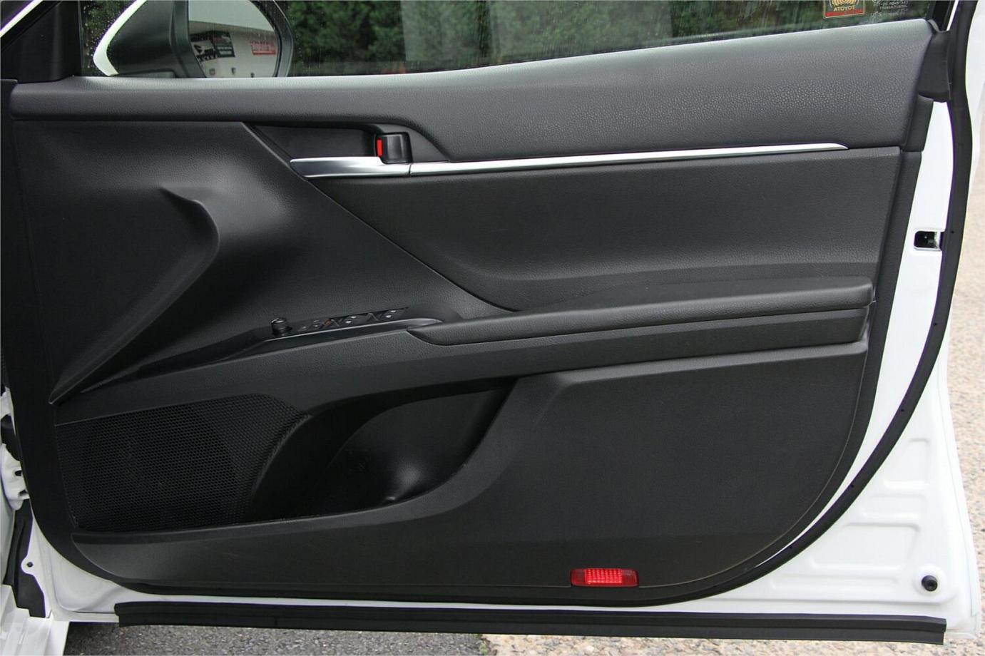 2019 Toyota Camry Ascent-20