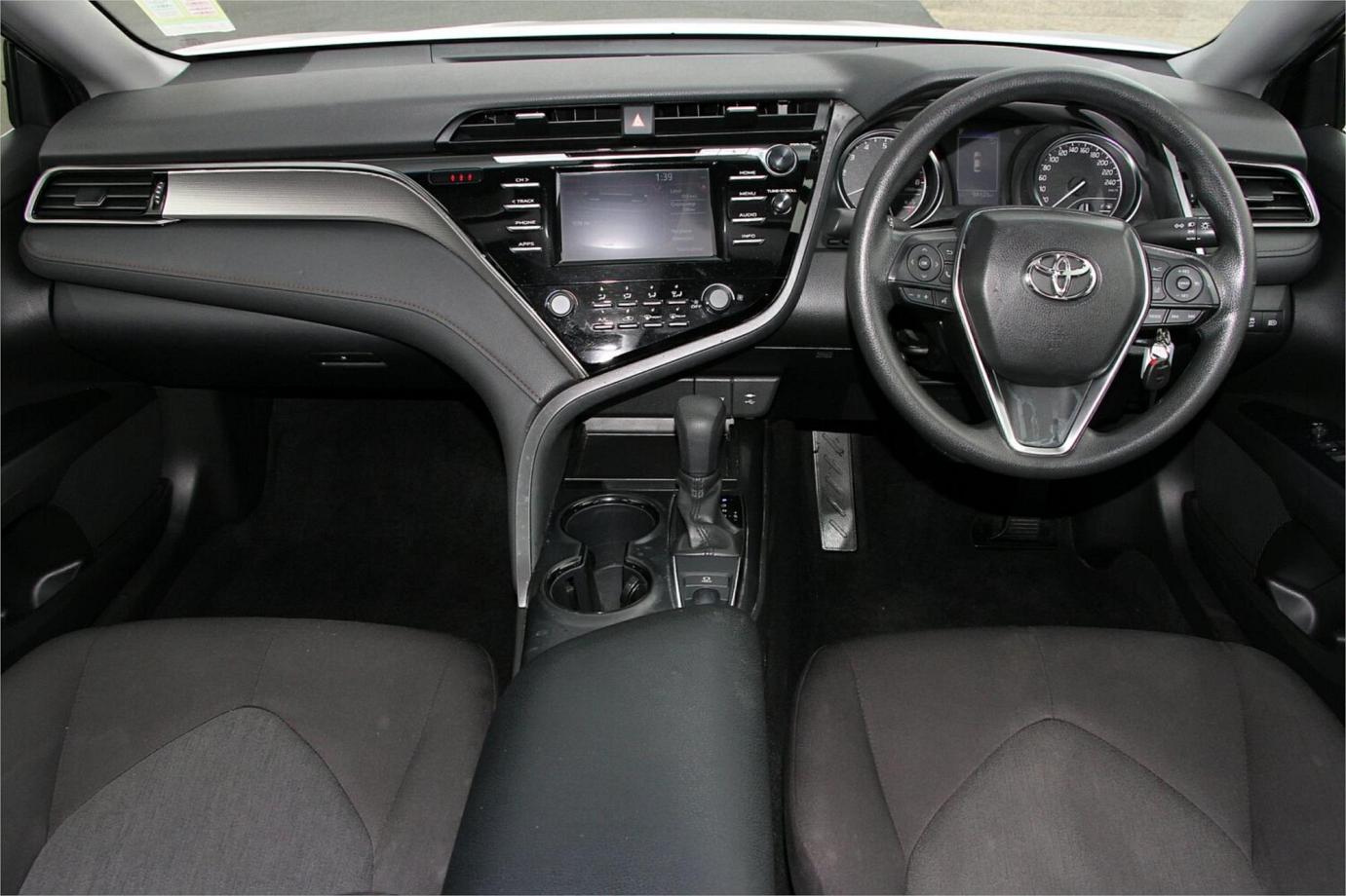 2019 Toyota Camry Ascent-21