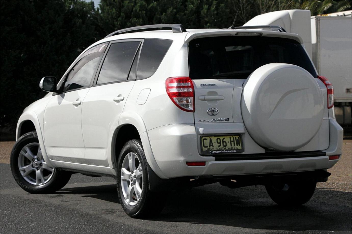 2012 TOYOTA RAV4 CRUISER-19