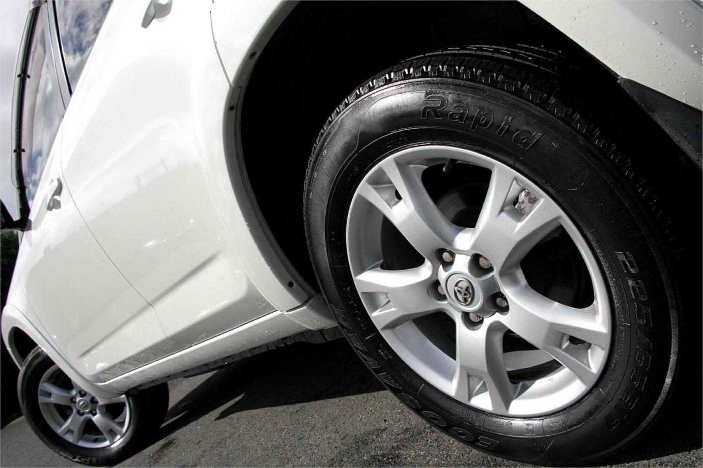 2012 TOYOTA RAV4 CRUISER-20