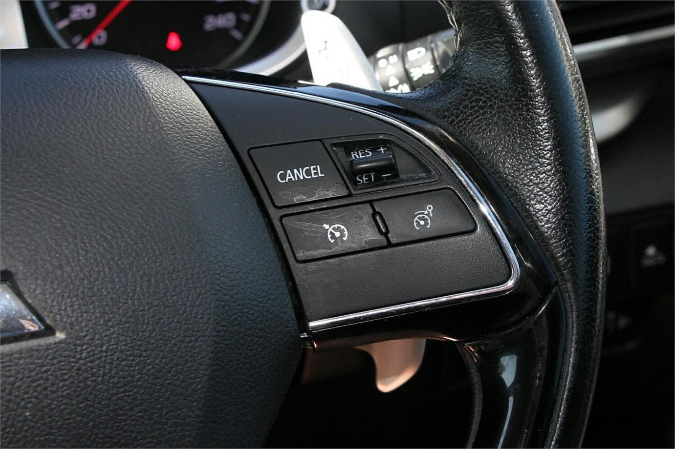 2018 Mitsubishi Eclipse Cross Ls-10