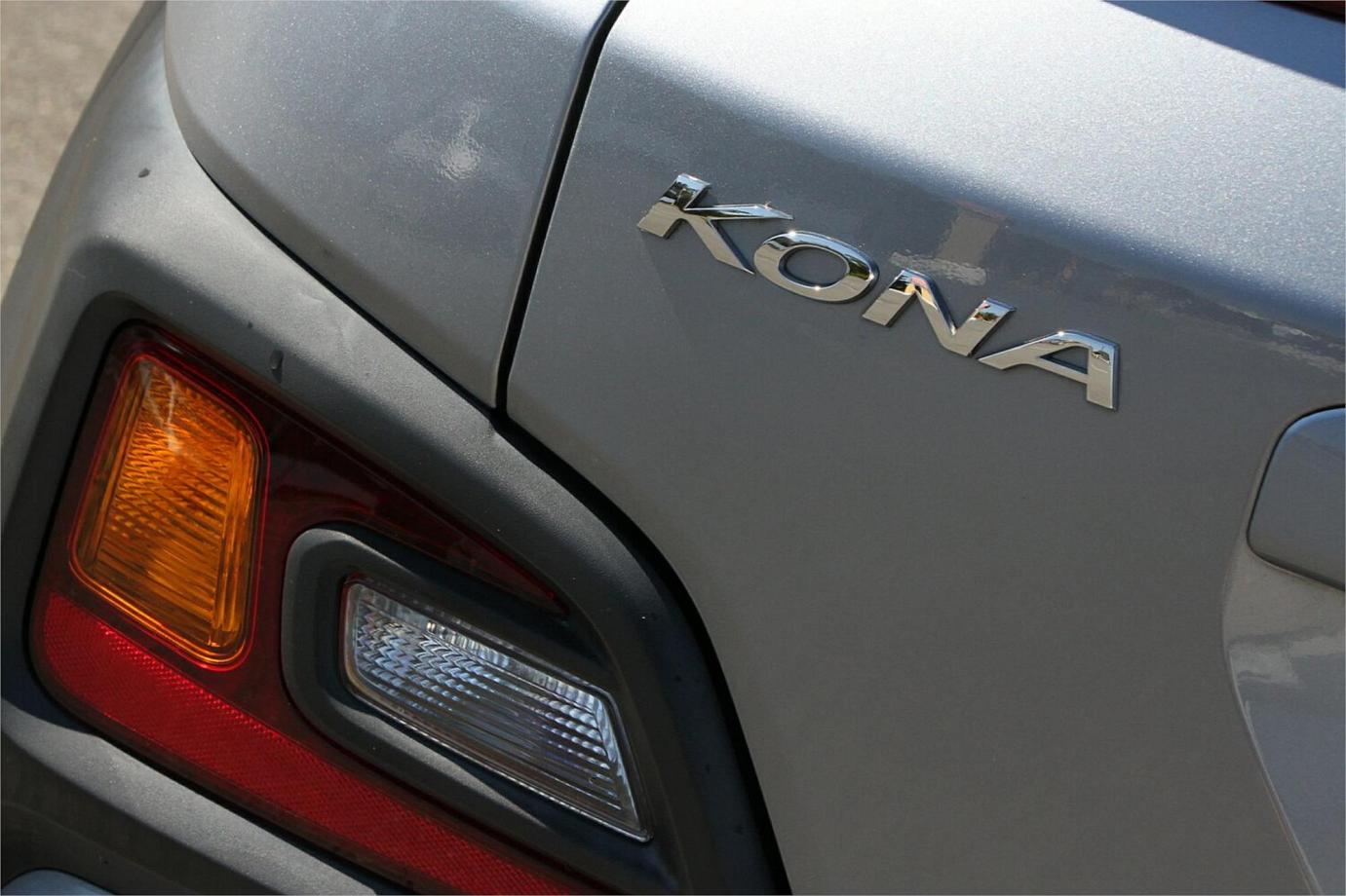 2020 Hyundai Kona Active-18