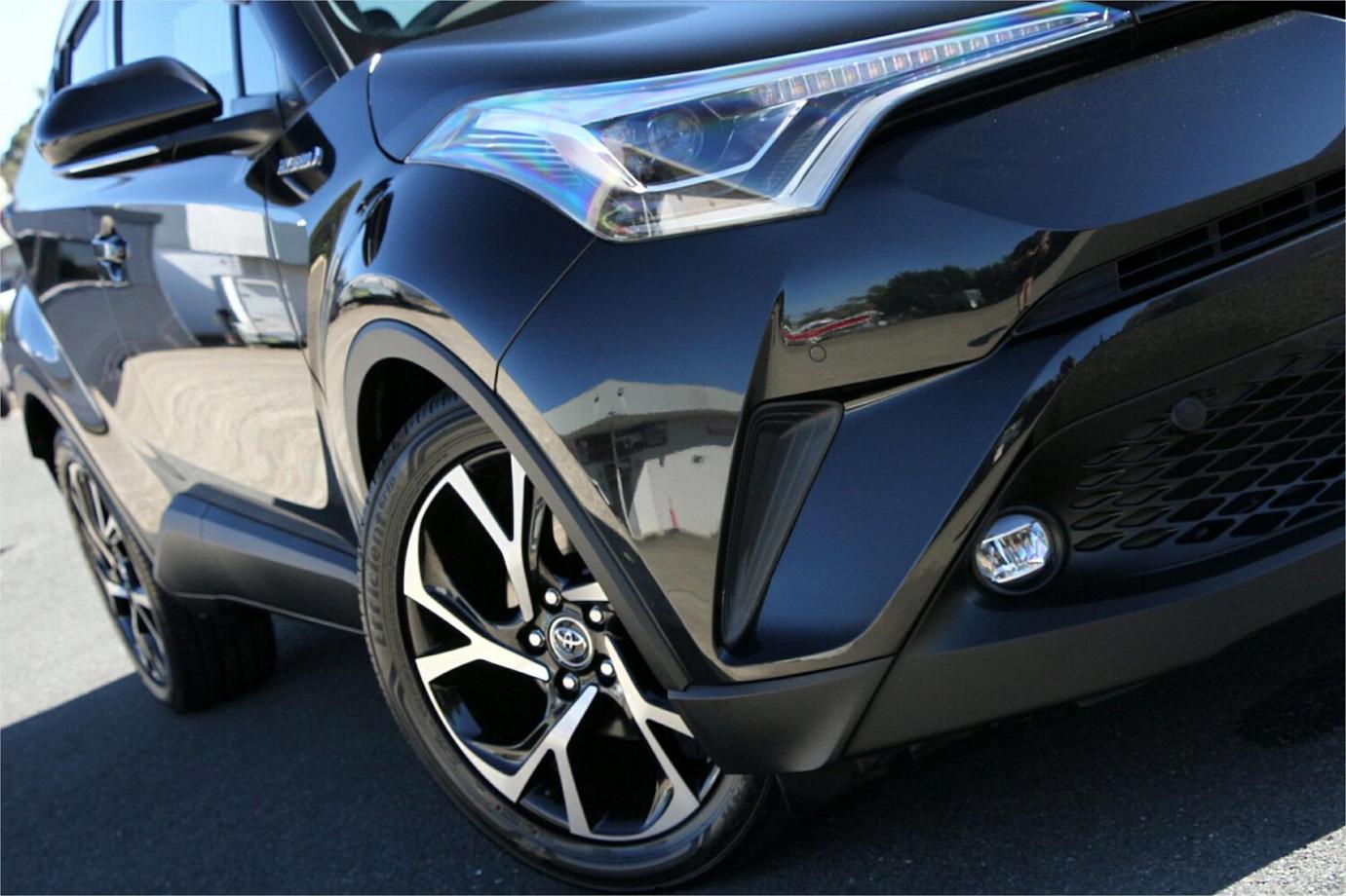 2018 TOYOTA C-HR G (HYBRID)-12