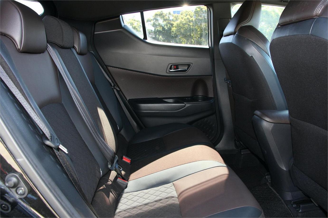 2018 TOYOTA C-HR G (HYBRID)-25
