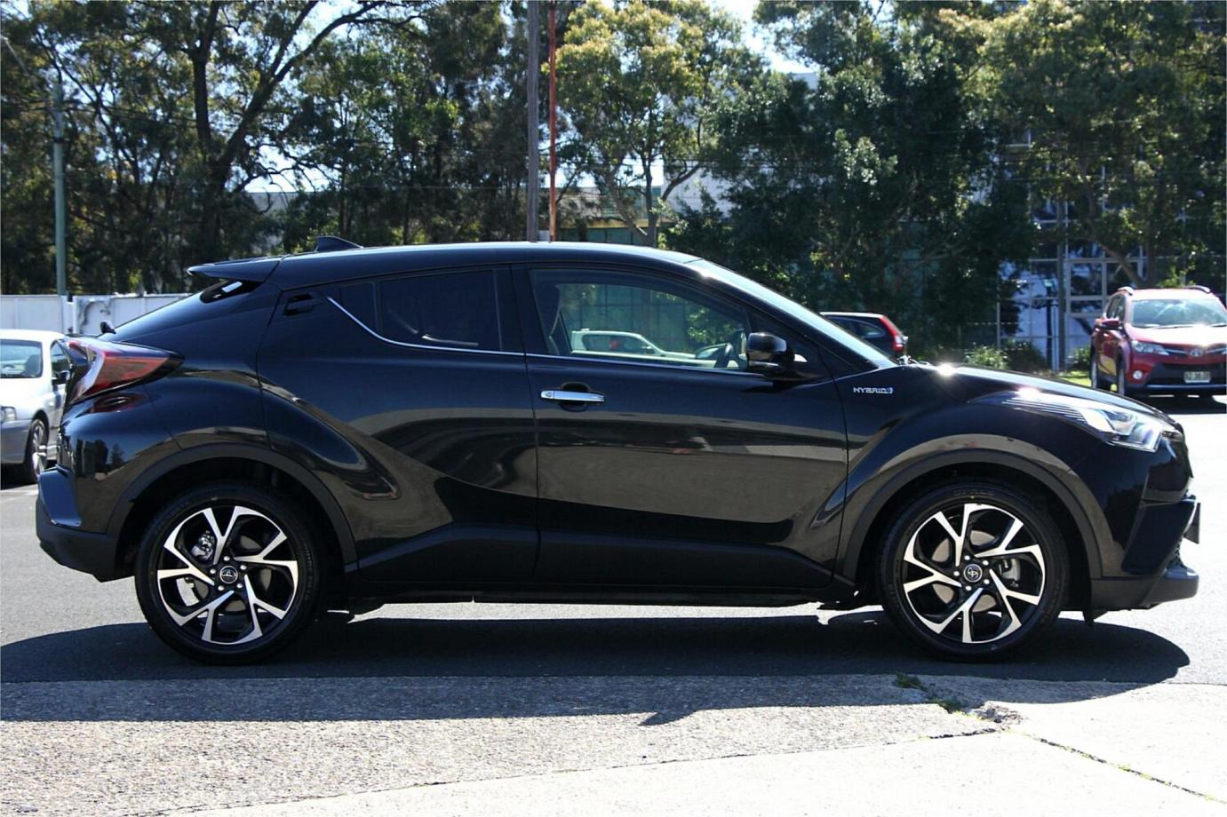 2018 TOYOTA C-HR G (HYBRID)-14