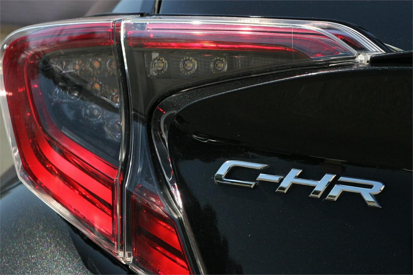 2018 TOYOTA C-HR G (HYBRID)-19