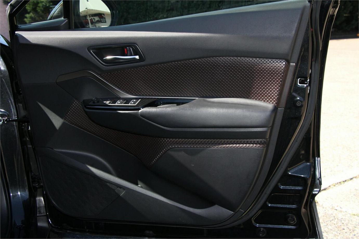 2018 TOYOTA C-HR G (HYBRID)-23