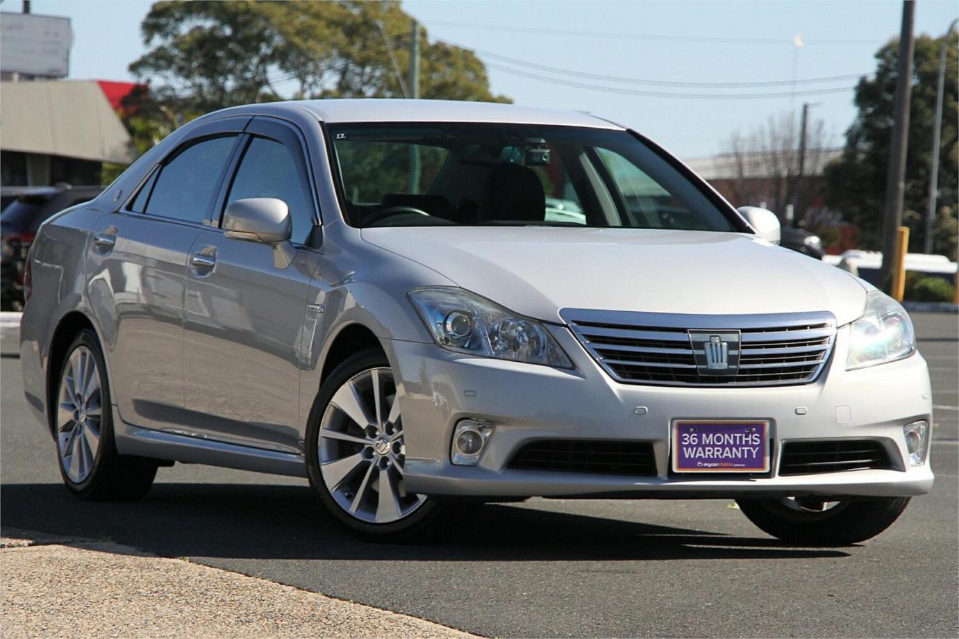 2011 Toyota Crown G (hybrid)-21