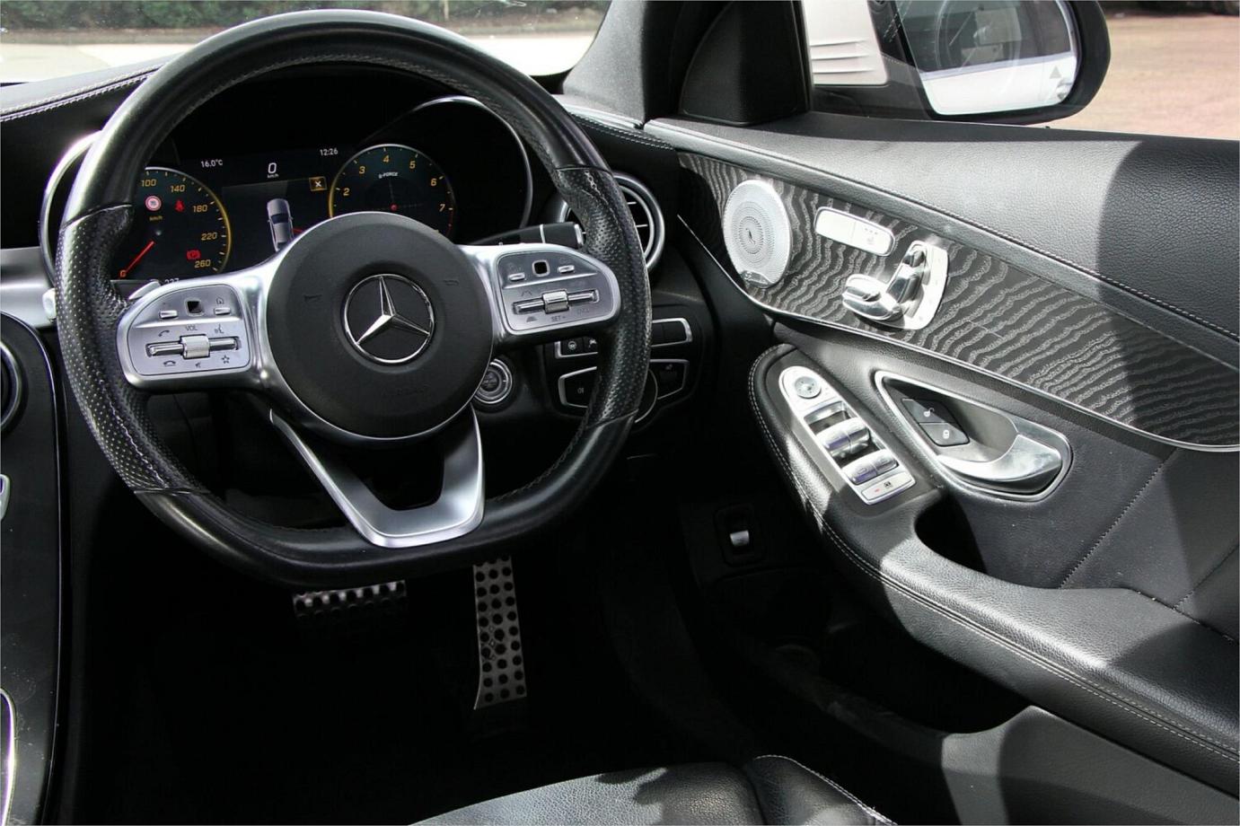 2018 Mercedes-benz C-class C300-23