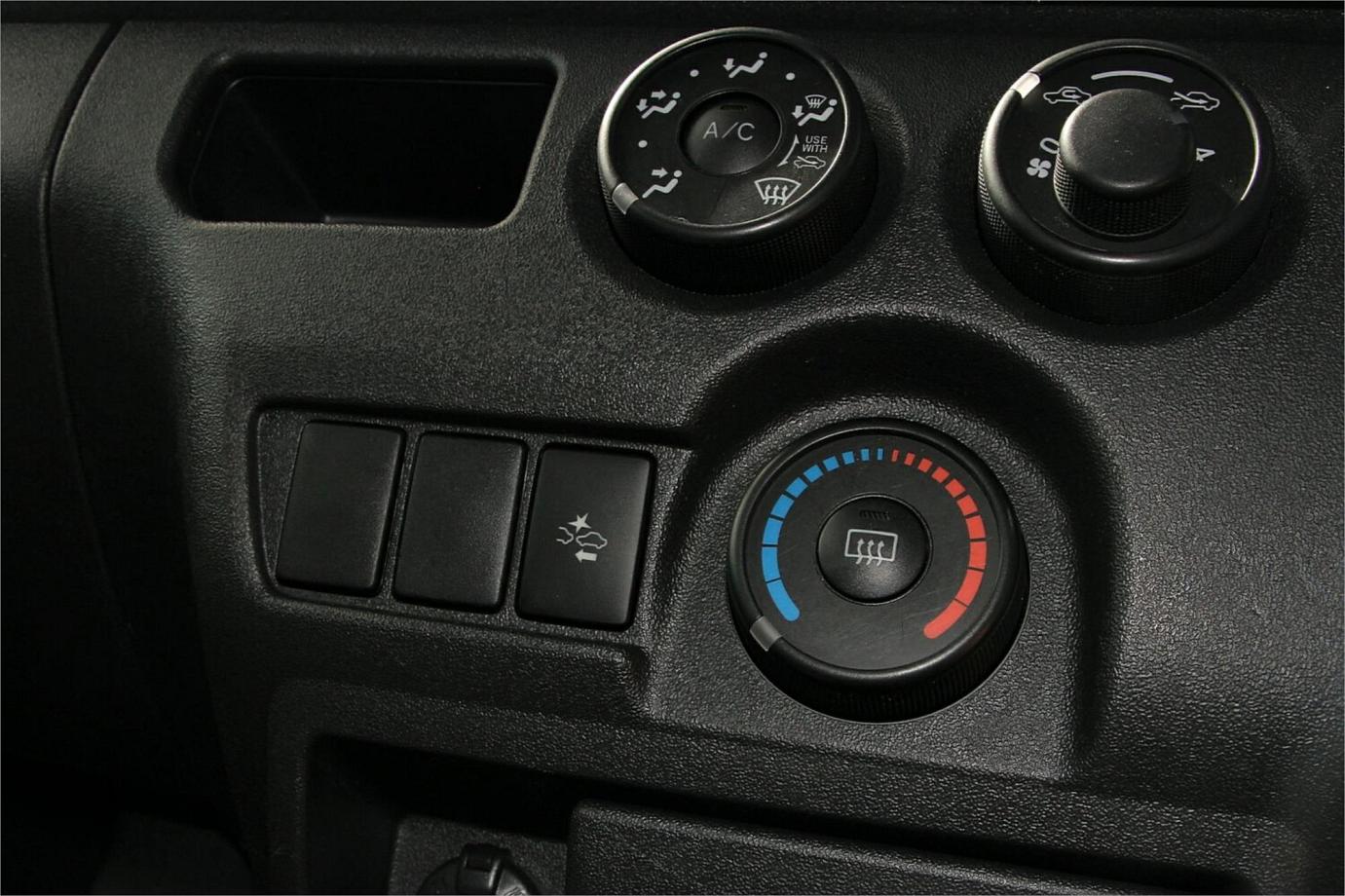 2020 Toyota Hiace Dx (camper Kit)-8