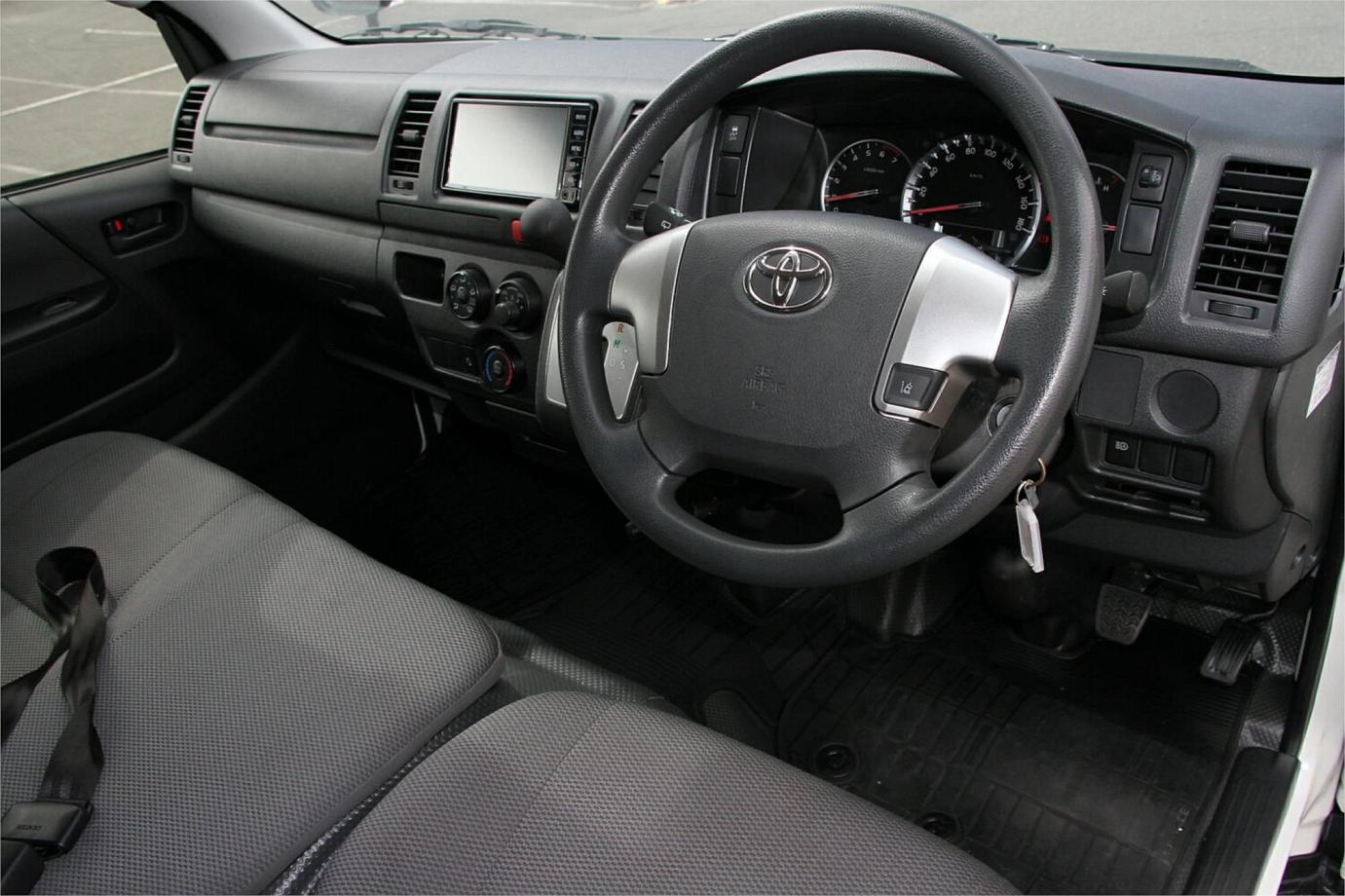 2018 Toyota Hiace Dx (camper Kit)-23