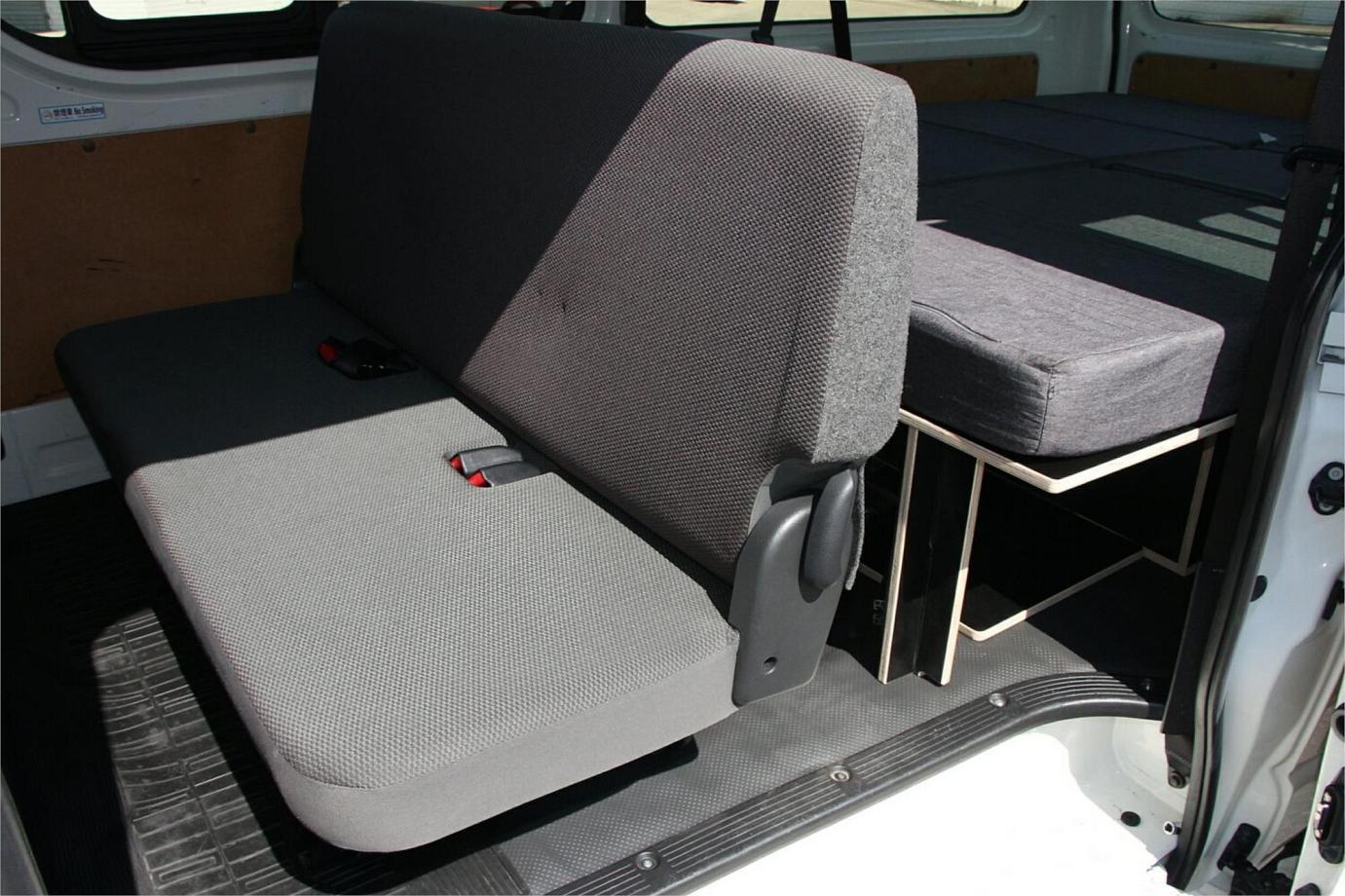 2018 Toyota Hiace Dx (camper Kit)-3