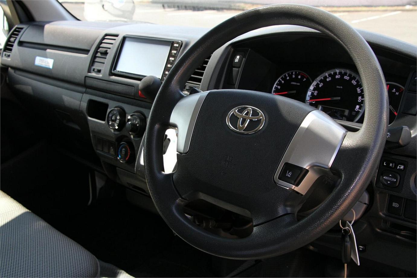 2018 Toyota Hiace Dx (camper Kit)-24