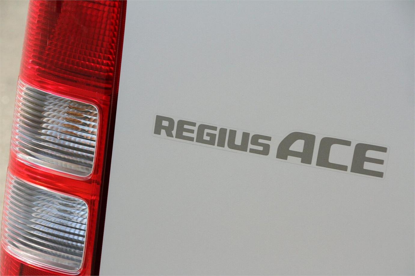 2019 Toyota Hiace Dx (camper Kit)-18