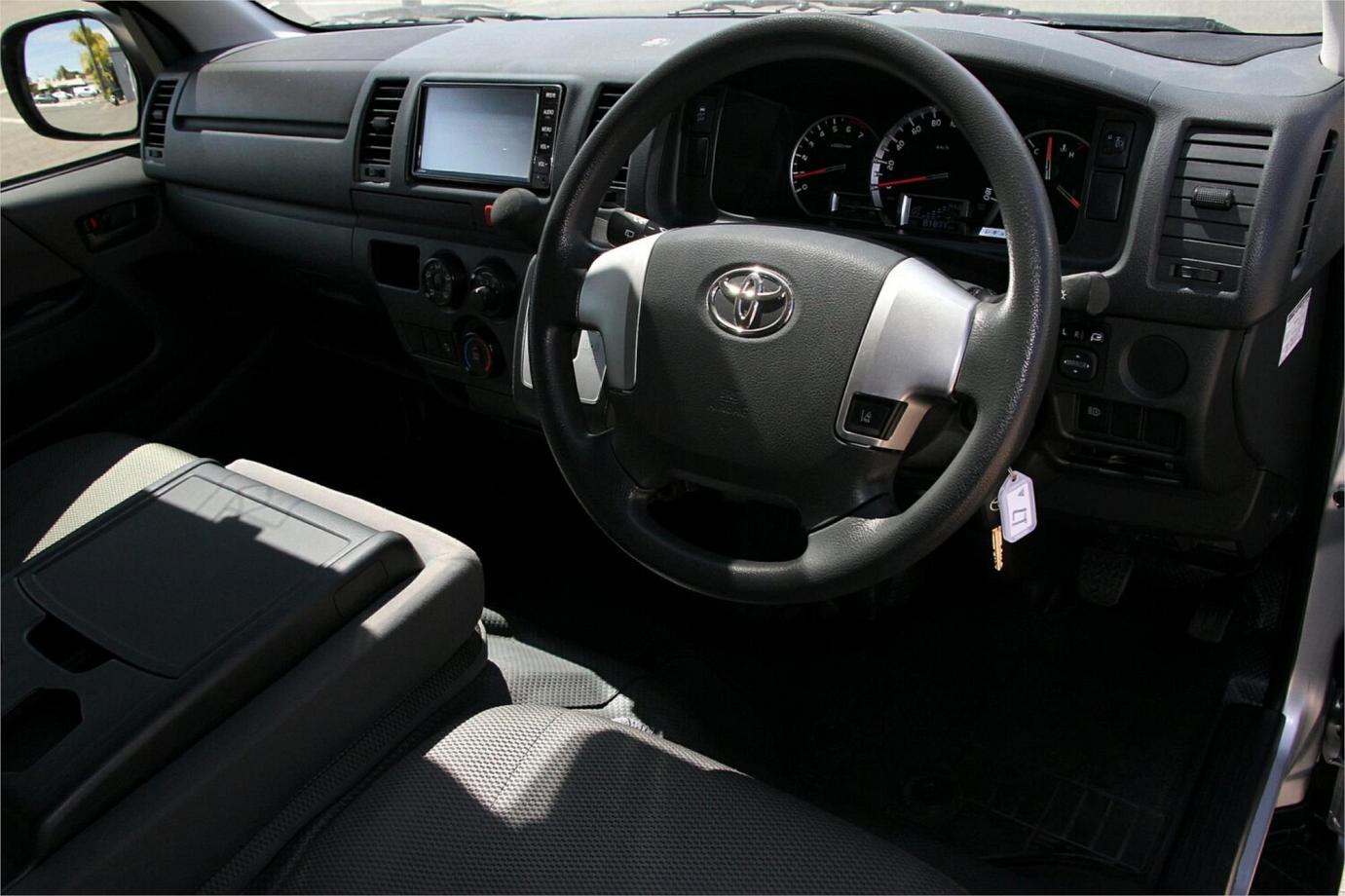 2019 Toyota Hiace Dx (camper Kit)-23