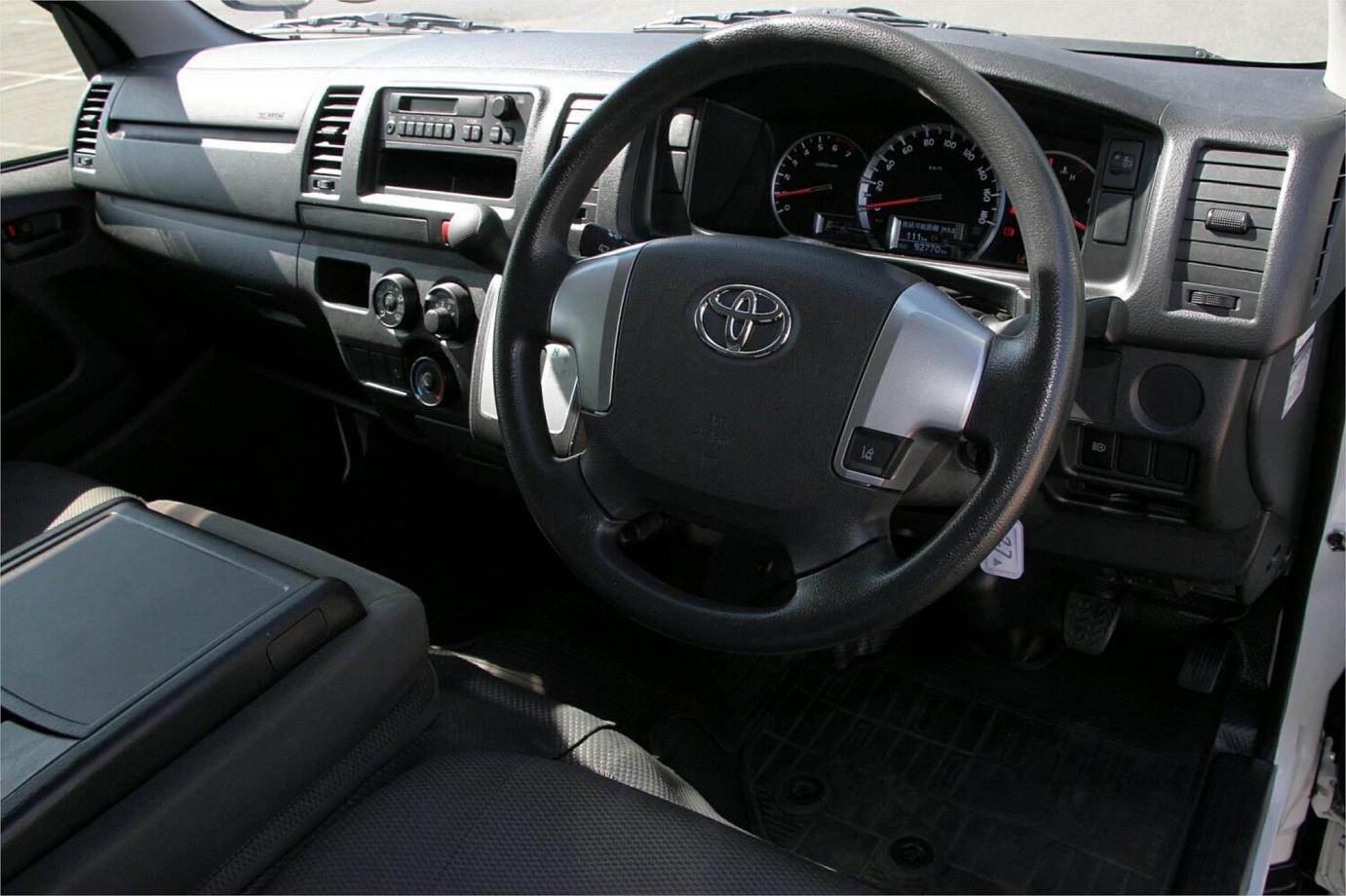 2020 Toyota Hiace Dx (camper Kit)-23