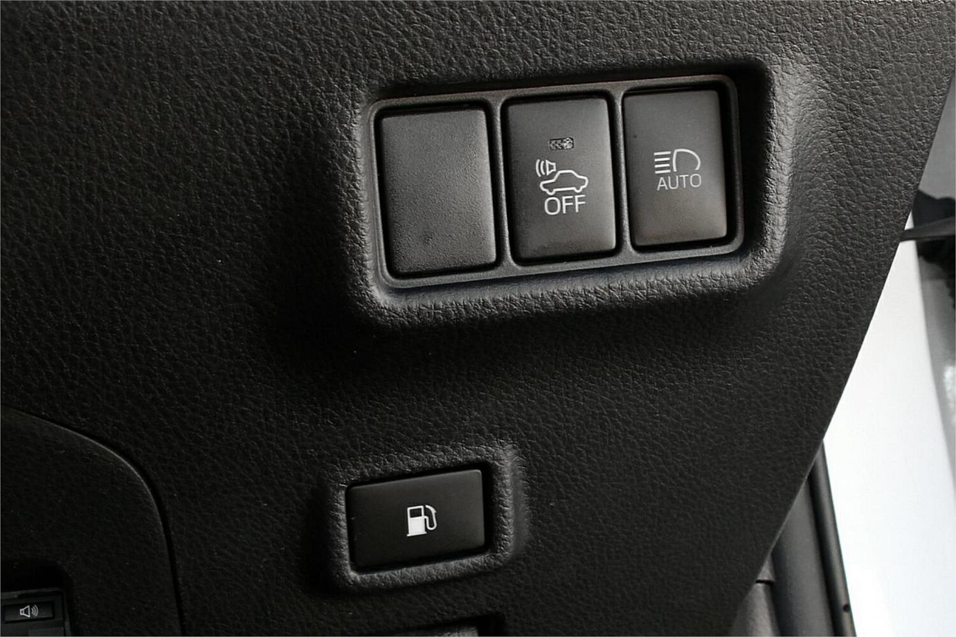 2019 TOYOTA C-HR S (HYBRID)-9