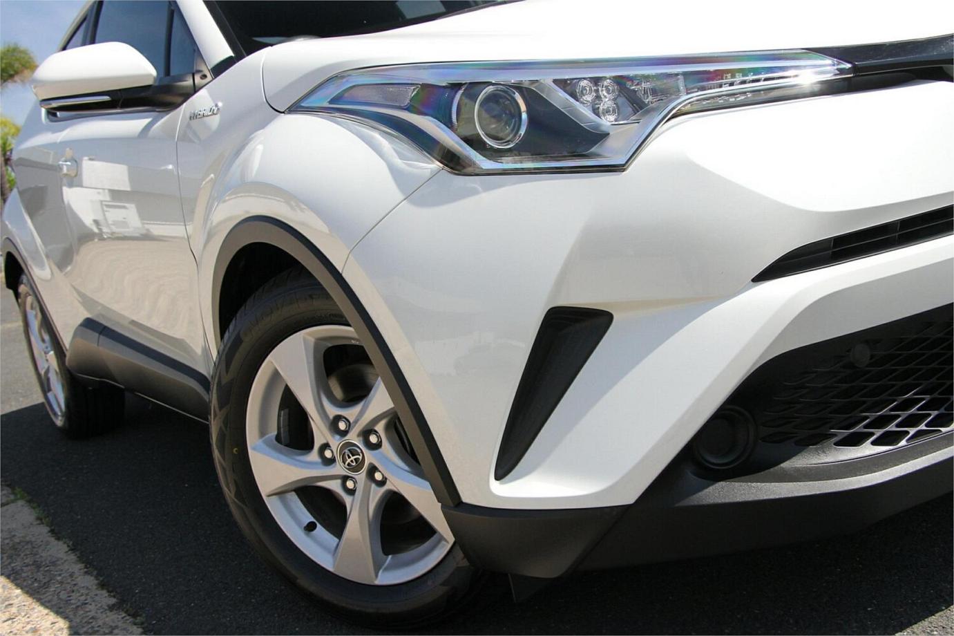 2019 TOYOTA C-HR S (HYBRID)-12