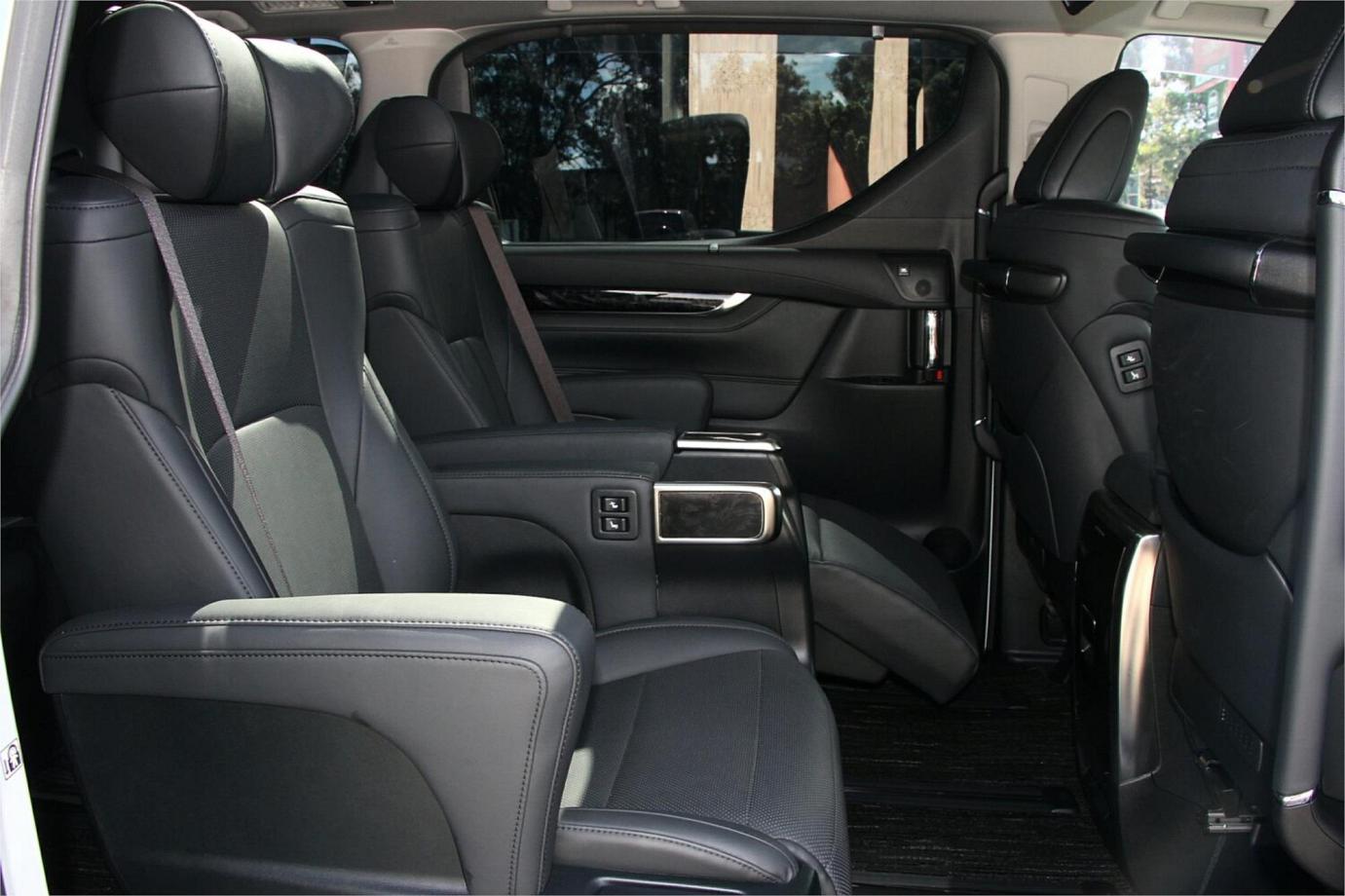 2022 Toyota Alphard Sr C (hybrid)-2