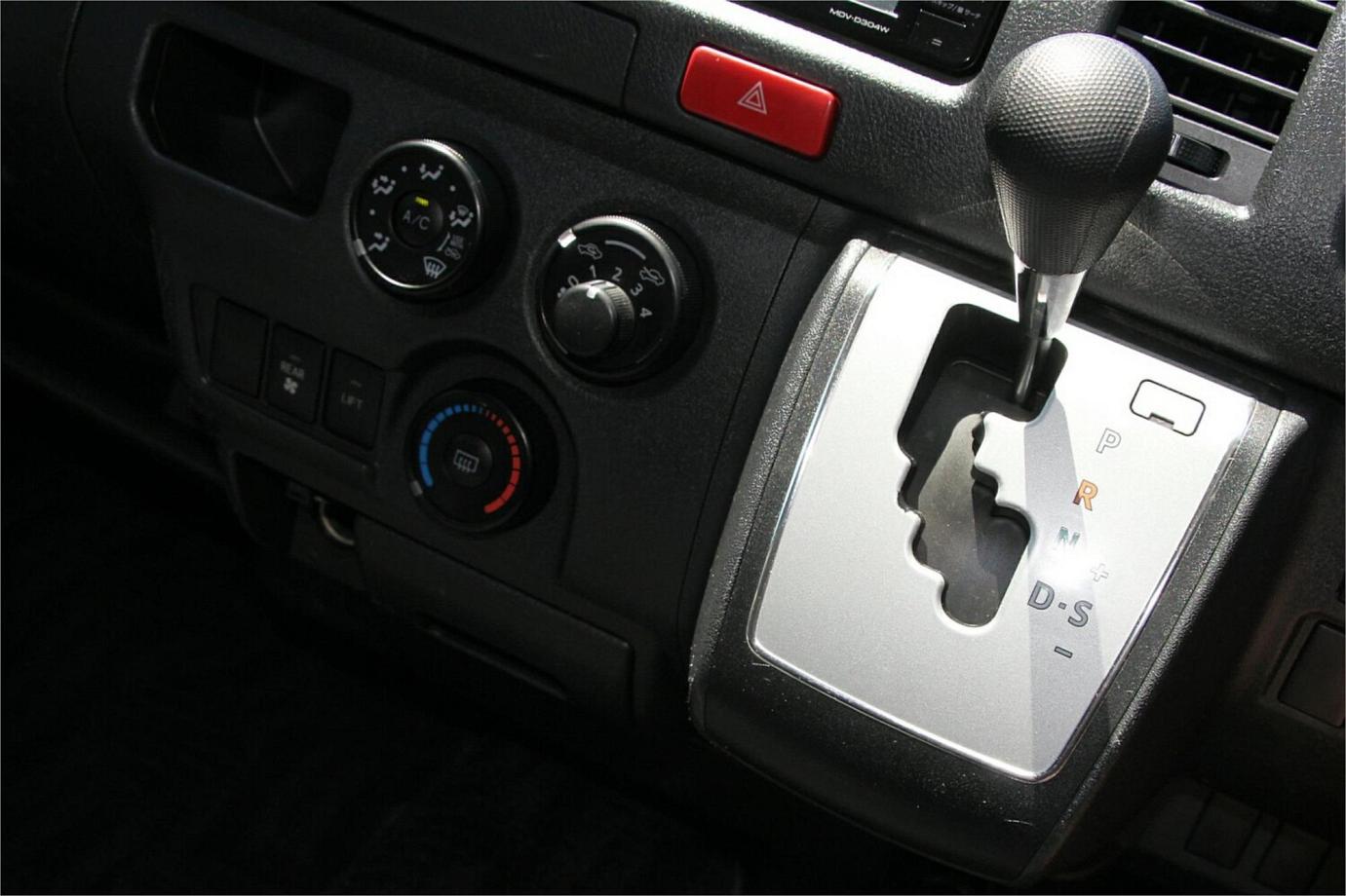 2017 Toyota Hiace Welcab-6 2017 Toyota Hiace Welcab-6