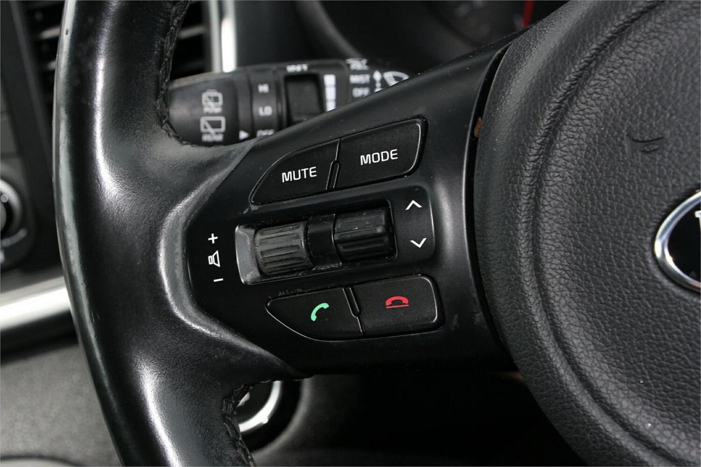 2017 Kia Sorento Sli-8