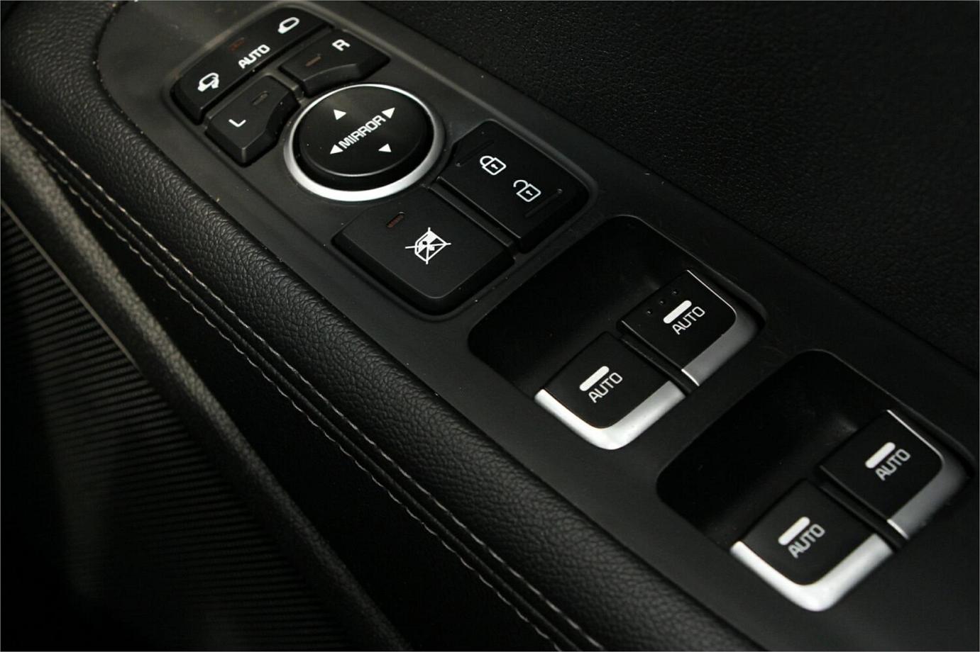 2017 Kia Sorento Sli-12