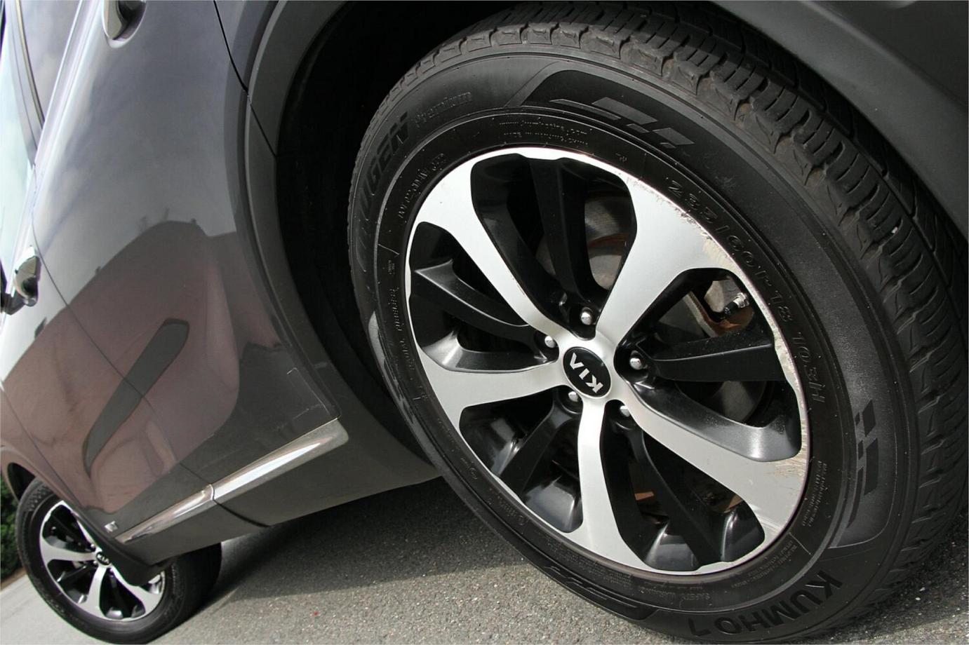 2017 Kia Sorento Sli-9