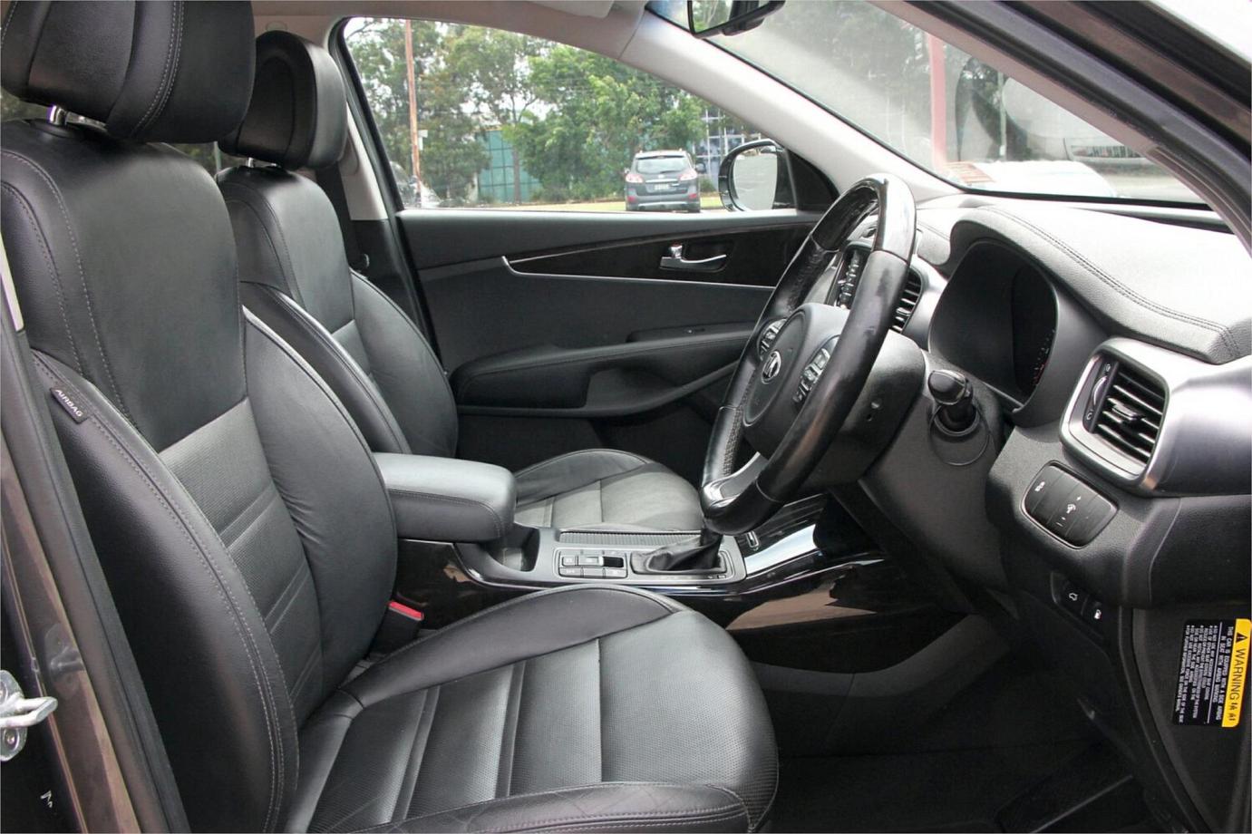 2017 Kia Sorento Sli-18