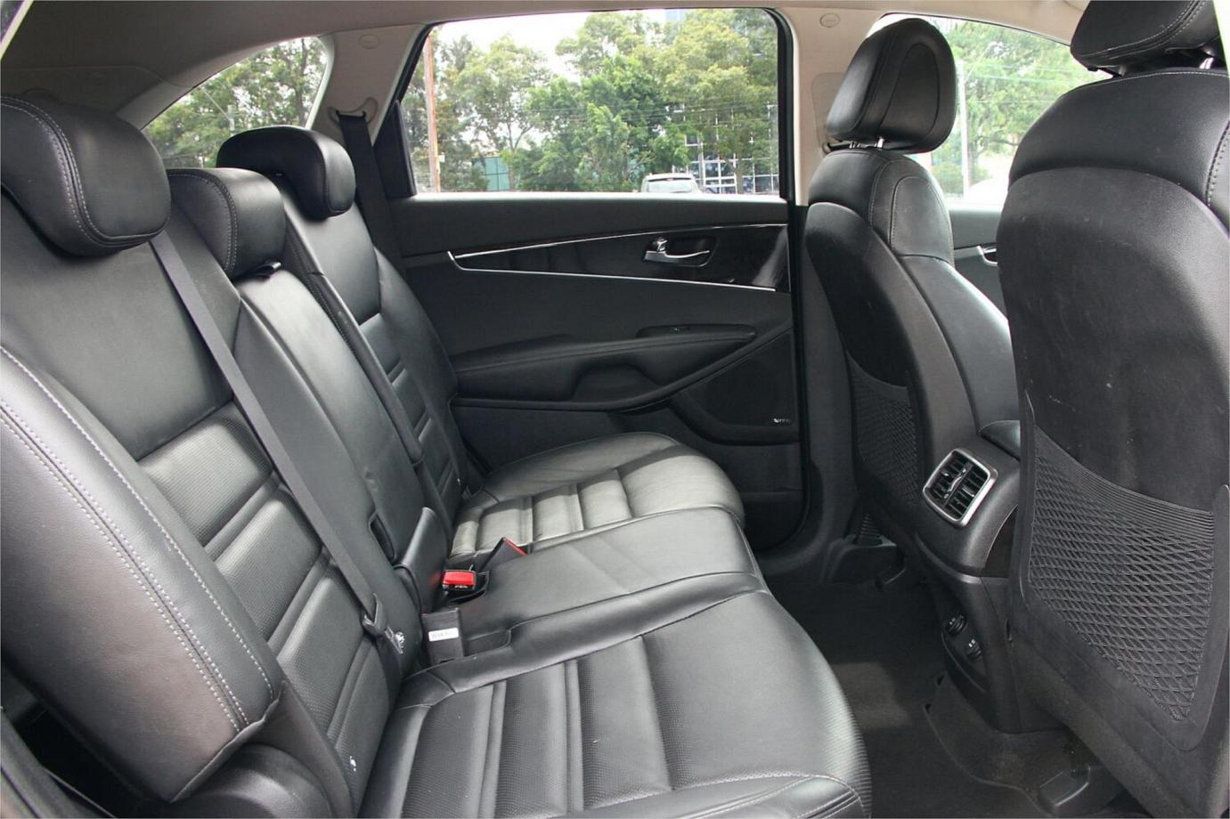 2017 Kia Sorento Sli-19