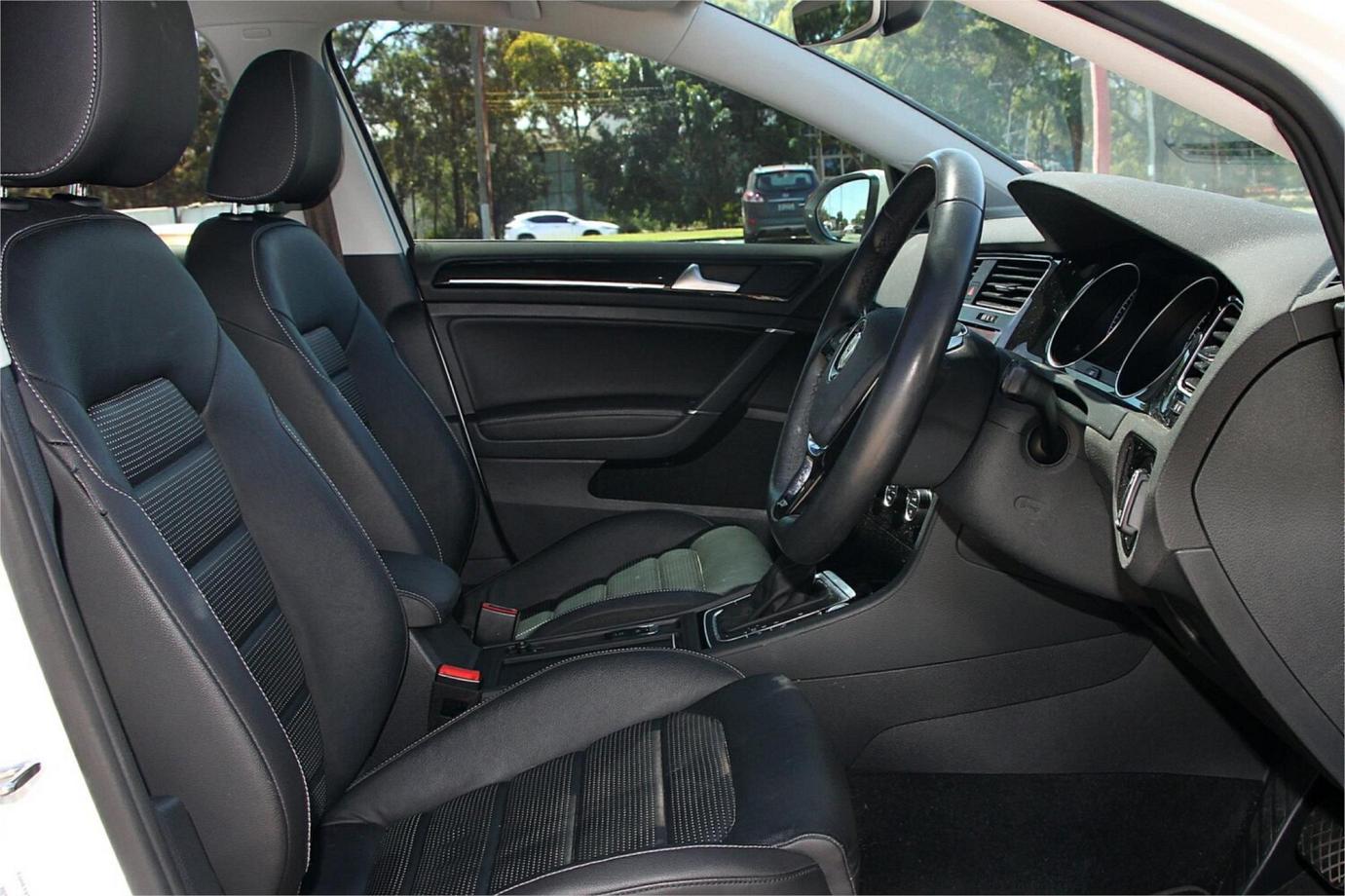 2019 Volkswagen Golf 110tsi Highline-25