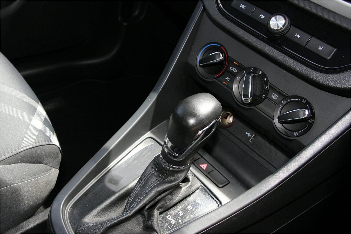 2021 Mg Mg3 Core (nav)-8