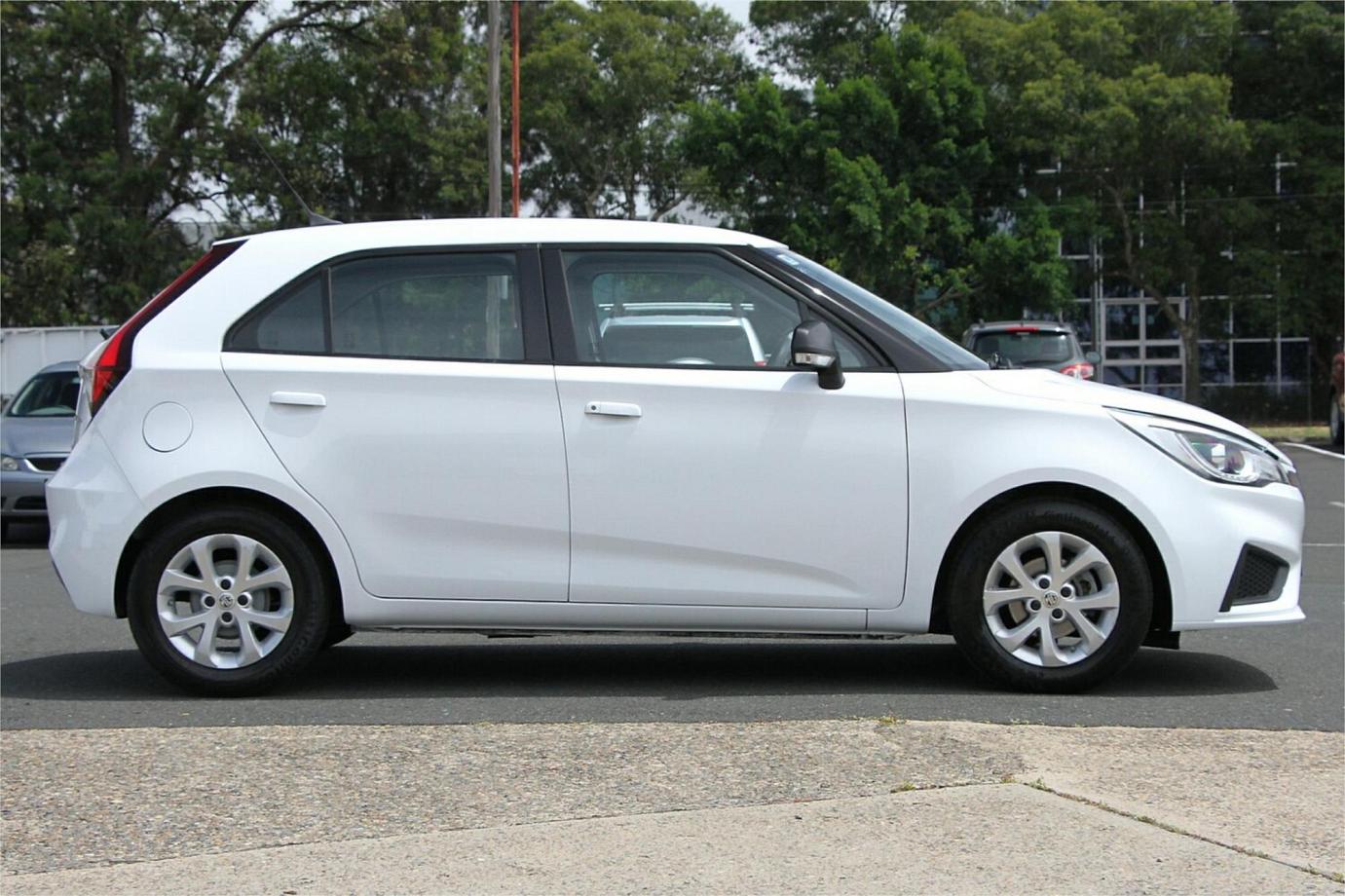 2021 Mg Mg3 Core (nav)-11