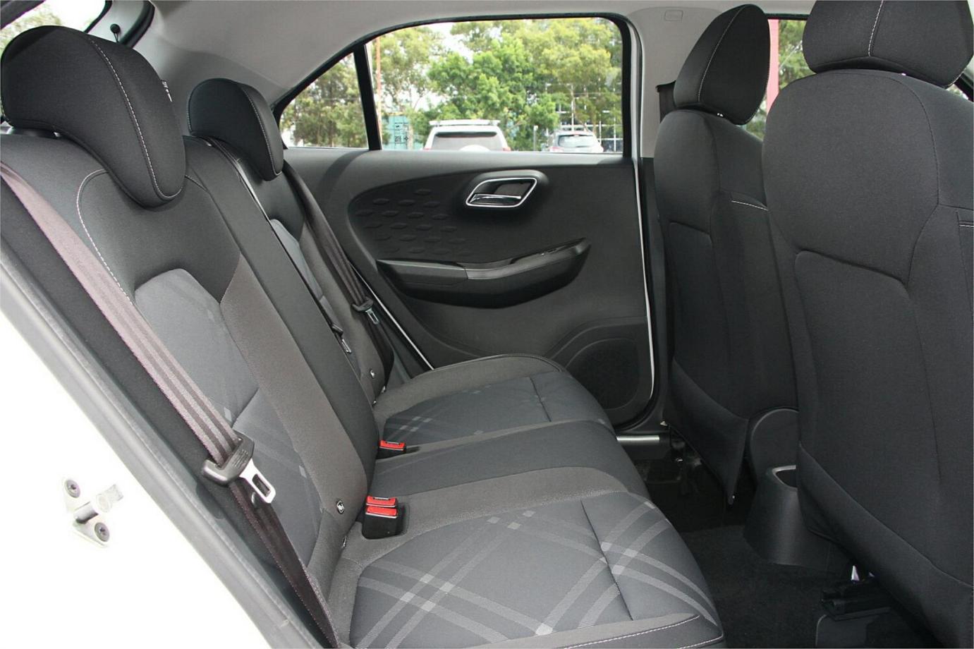 2021 Mg Mg3 Core (nav)-23