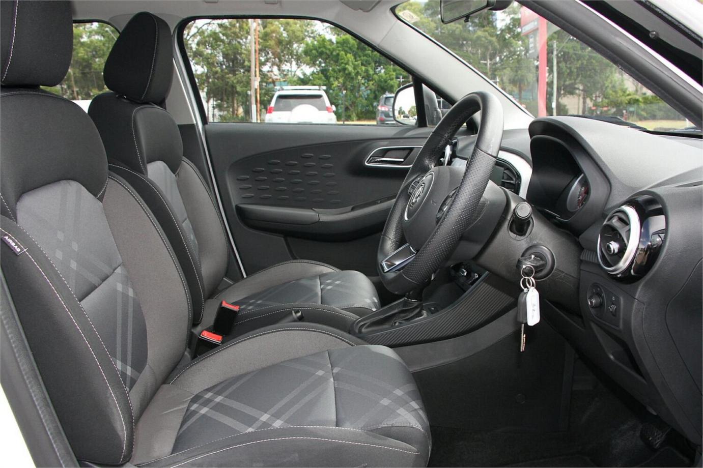 2021 Mg Mg3 Core (nav)-24