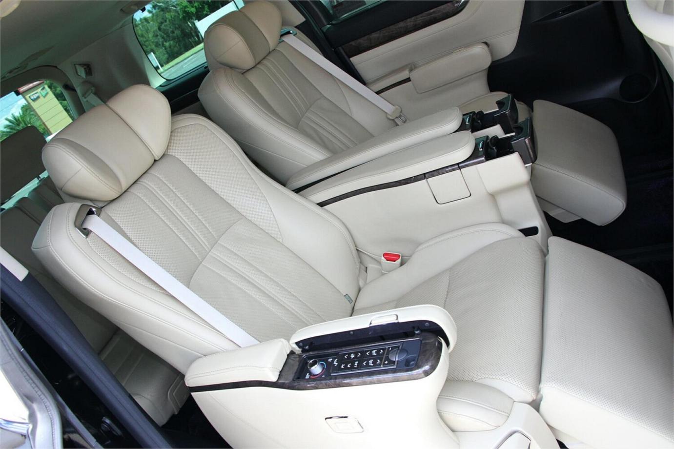 2021 Toyota Alphard Executive Lounge (hybrid)-3 2021 Toyota Alphard Executive Lounge (hybrid)-3