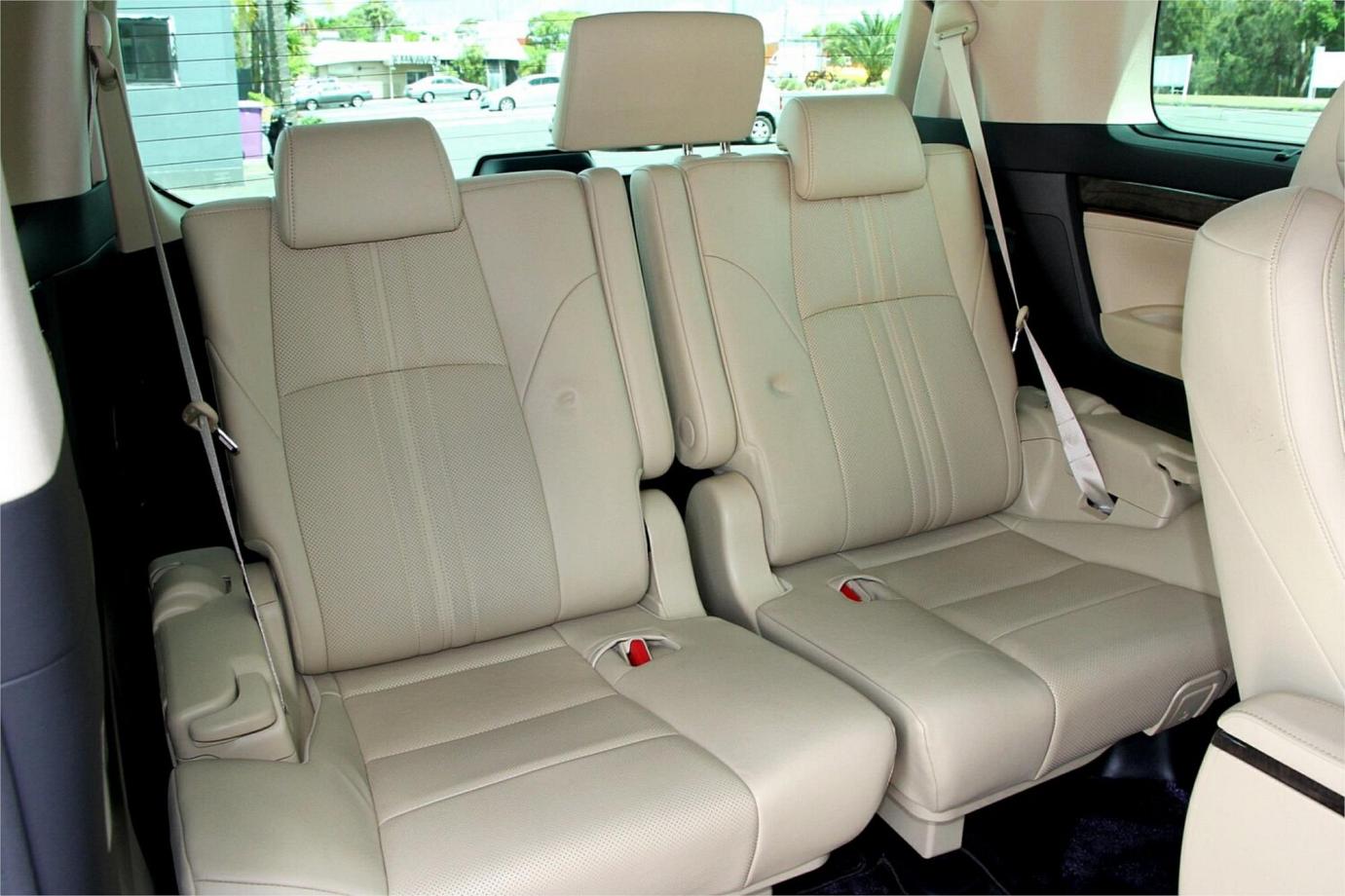 2021 Toyota Alphard Executive Lounge (hybrid)-4 2021 Toyota Alphard Executive Lounge (hybrid)-4